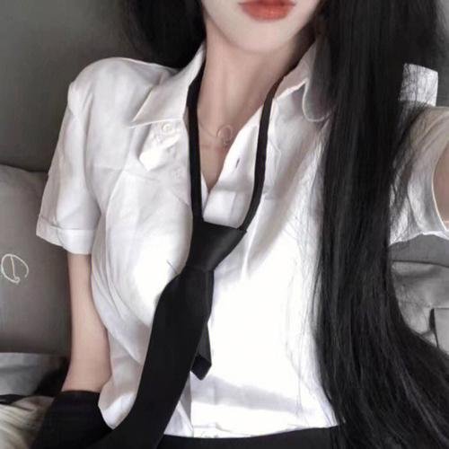 吸血鬼女王封面