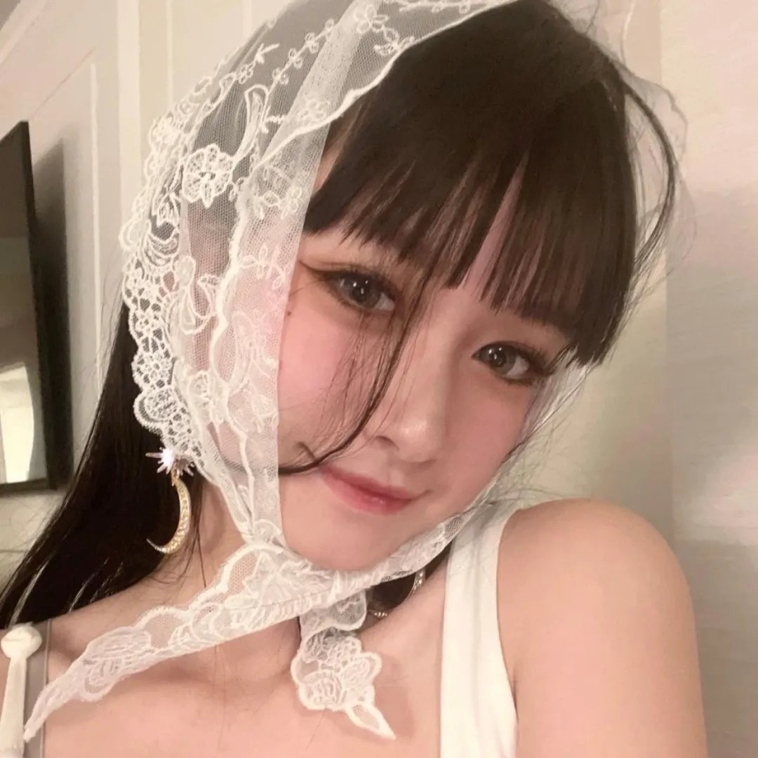 阁楼之门主视觉